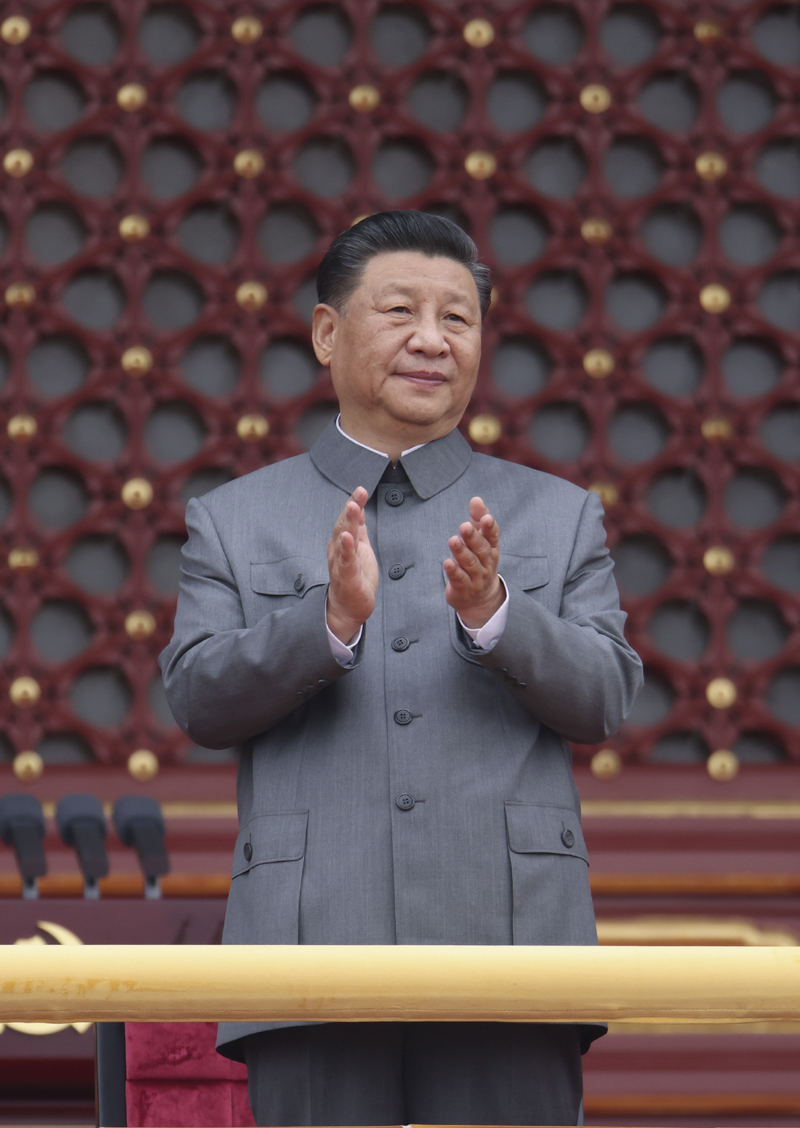 　　2021年7月1日，庆祝中国共产党成立100周年大会在北京天安门广场隆重举行。中共中央总书记、国家主席、中央军委主席习近平发表重要讲话。这是习近平在天安门城楼上。 新华社记者 庞兴雷/摄